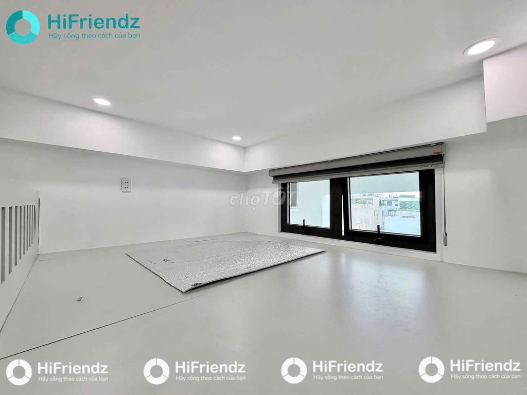 Opening the new high-end construction apartment - senior interior of District 11