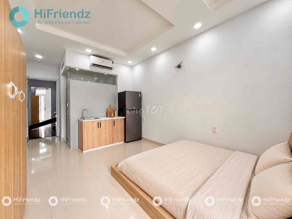 Opening the balcony service apartment in Nguyễn Trọng Tuyển downtown Phú Nhuận.