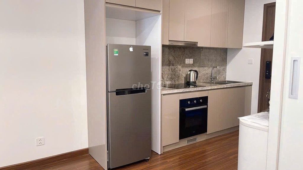 The apartment is 5.2 million a month near NiDEC.