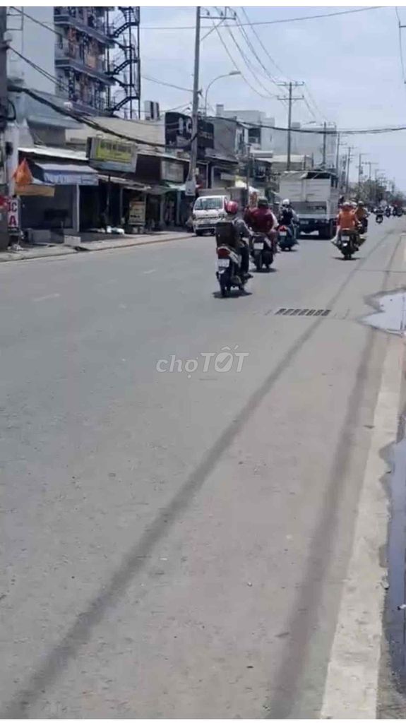 The Quốc lộ 50 cash home is 9 million.