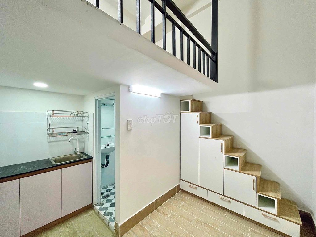 AAVA room full of beautiful furniture clears the K300 Republic window