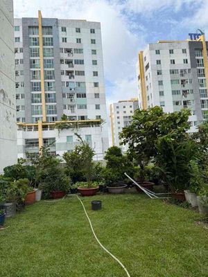 Rent apartment belleza 7 corners, yard, 80 M2,2 bedrooms, 7 million a month.