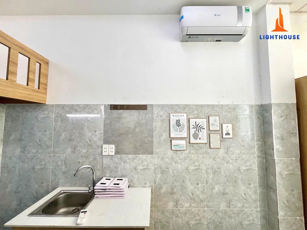 4 million a month. Lê Đức Thọ, near Haah, vlu