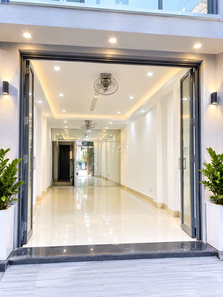 Shocking room price - only 20 million floors [5 million] 5 floors of bedroom 4 - 5 toilets full of free energy.