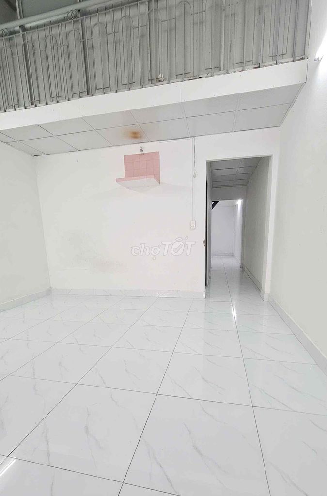 House 1 .1 .1 .2 bedrooms 5 x 25 meters ahead of the border