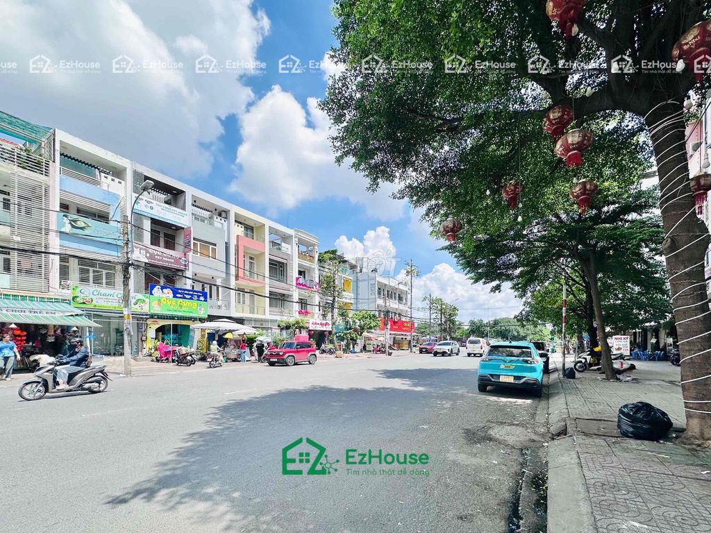 Rent the original six bedrooms in Parc Mall.