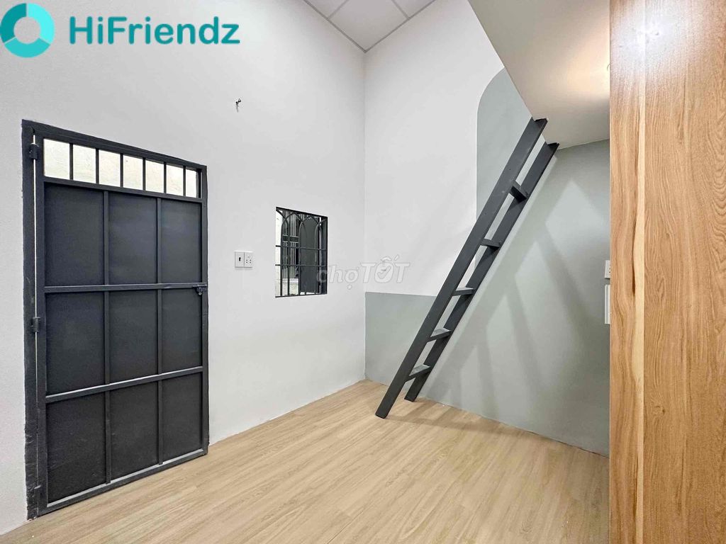 We'll have to rent a suite down to the bottom of the wall near ALS Bình Tân.
