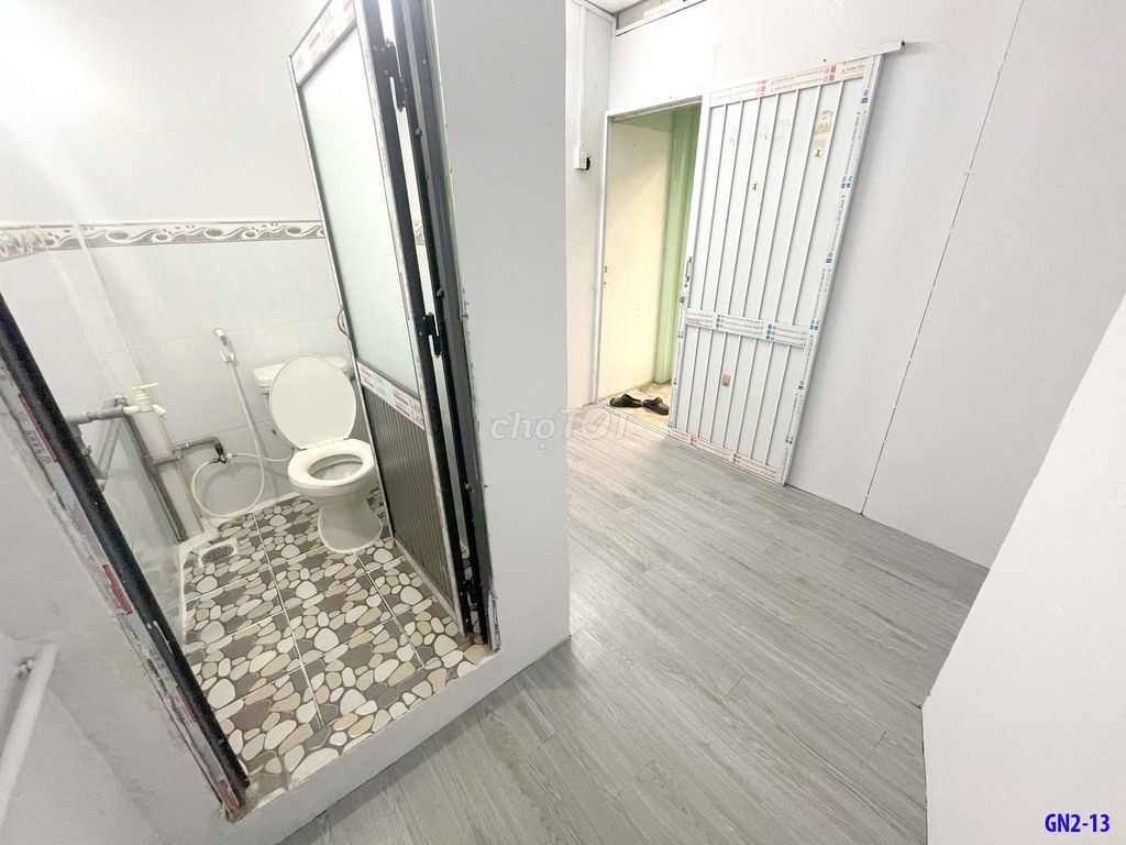 The rent room's cheap.