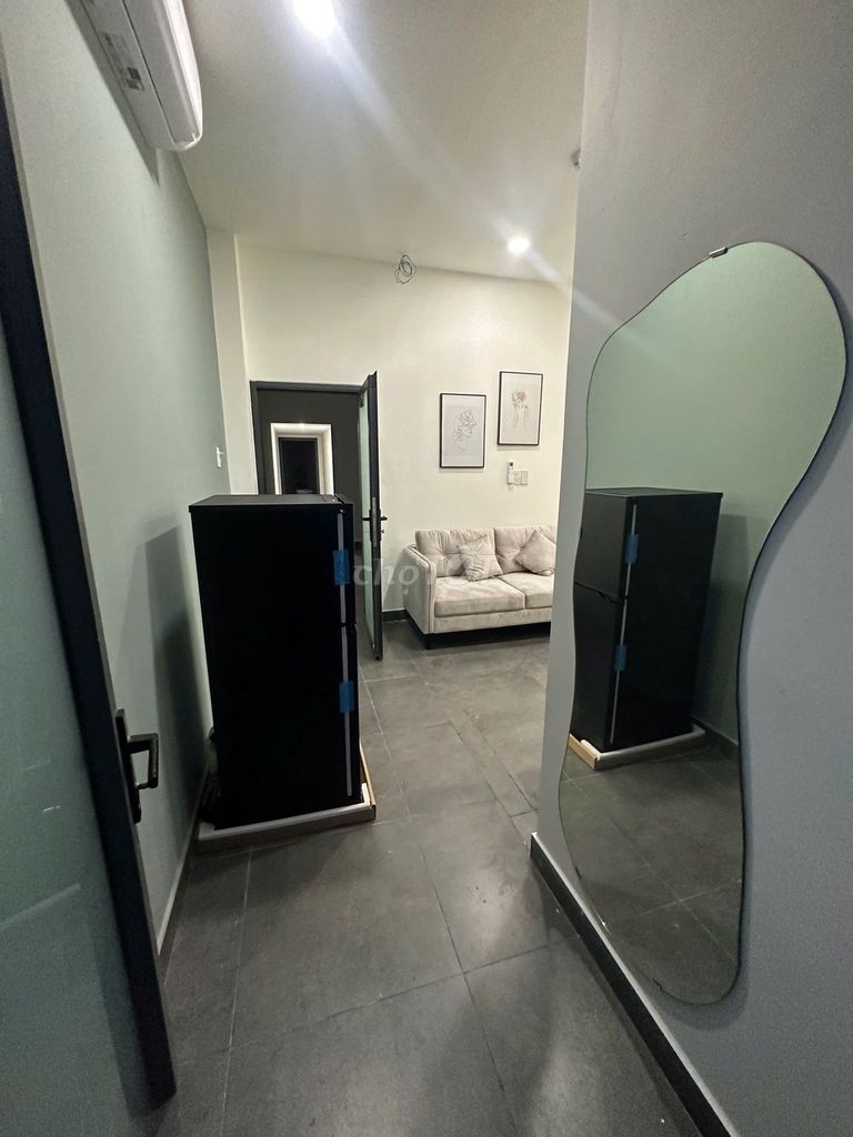 A full-on balcony kitchen room 40 M2 close to the university.