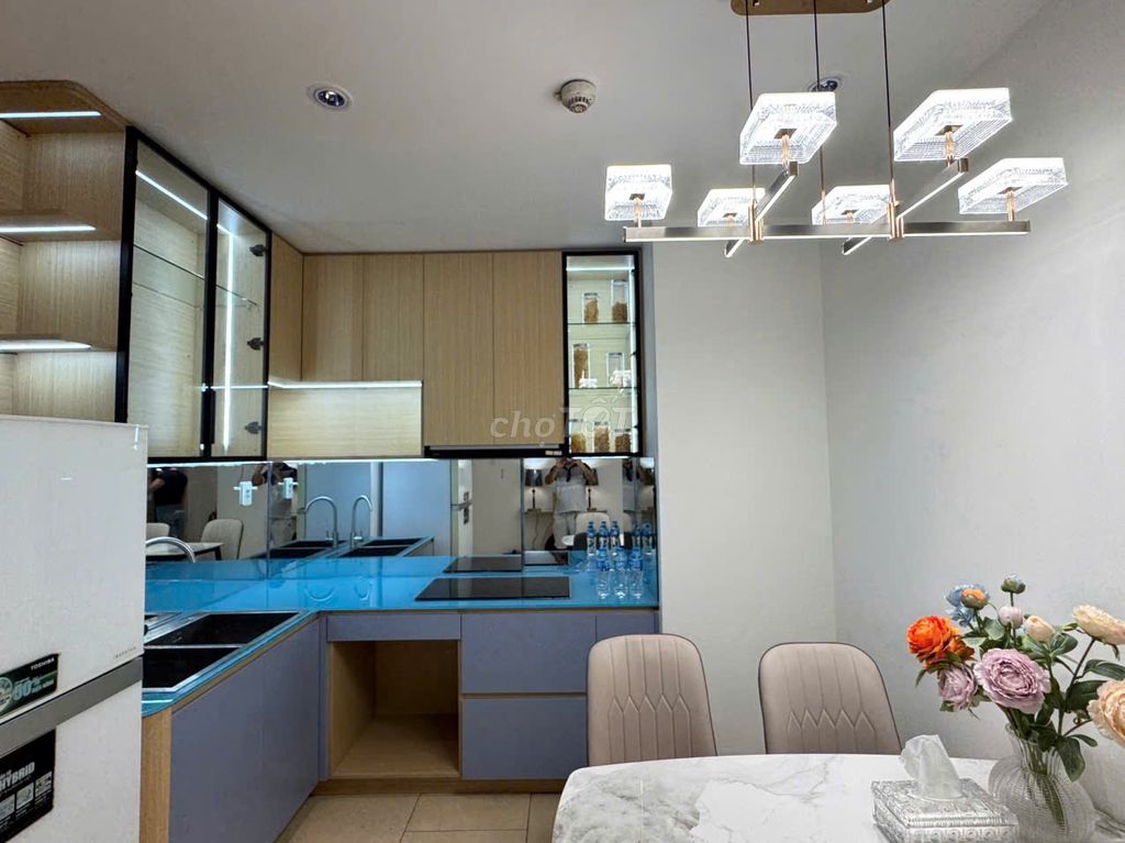 Rent Bảy Hiền Tower, area: 75 meters two, two bedrooms, two full furniture bathrooms for 13 million.