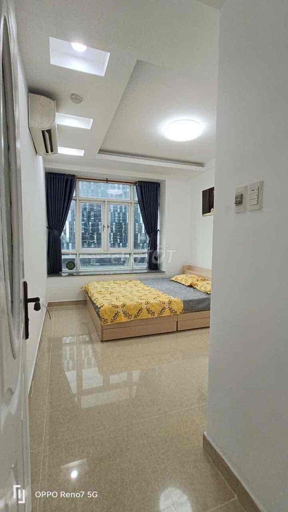 Rent New Sai Gon Three Bedrooms 121 m2 nice