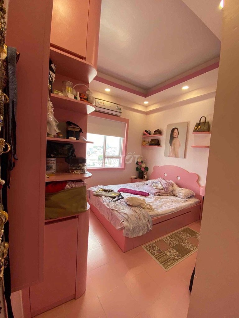 Rent the apartment of Lan Fang Mhbr 2 bedrooms 2 6 m2 Full furniture 9.5 million a month