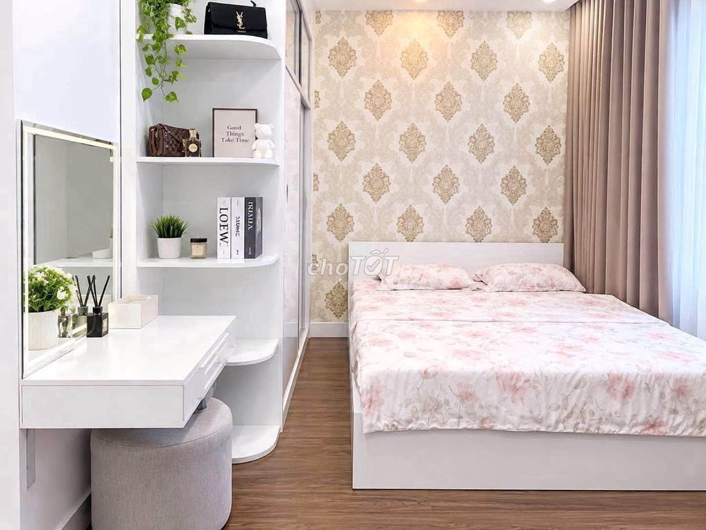 Rent the original four Thạnh Xuân bedrooms in 12th.