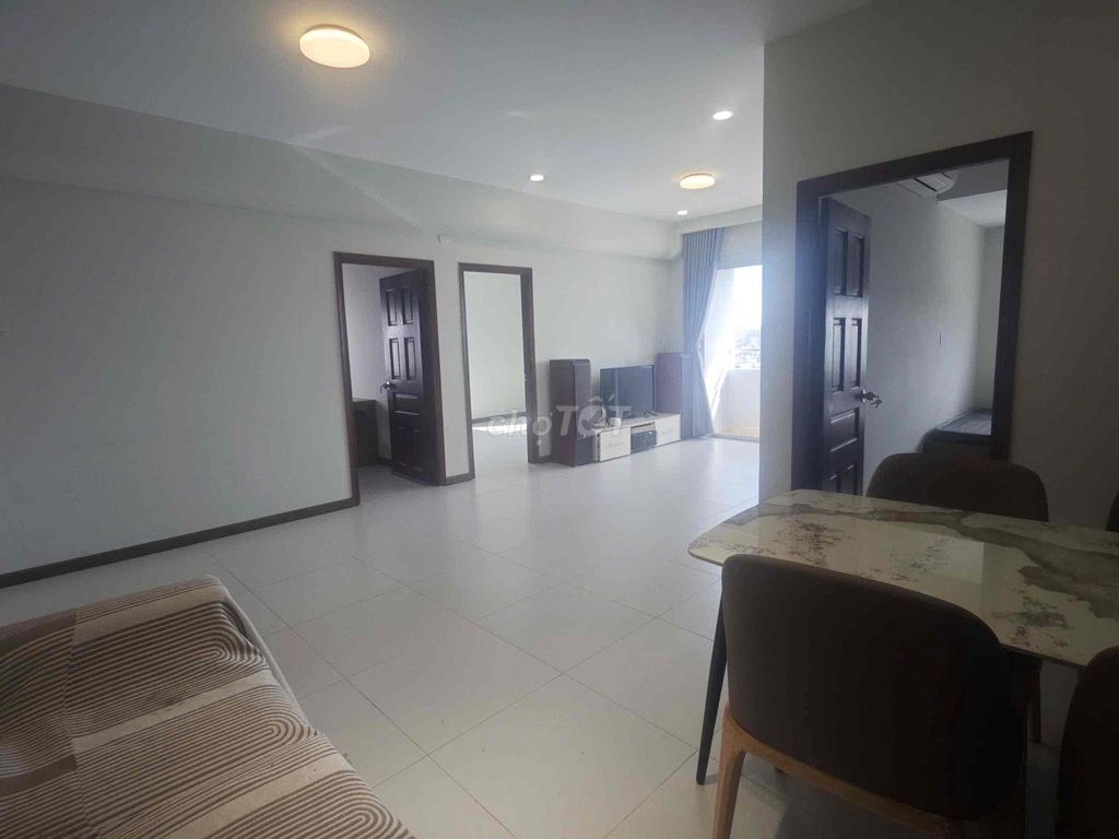 Three bedrooms full of furniture - resco Ba Đình, 8th district - enter immediately