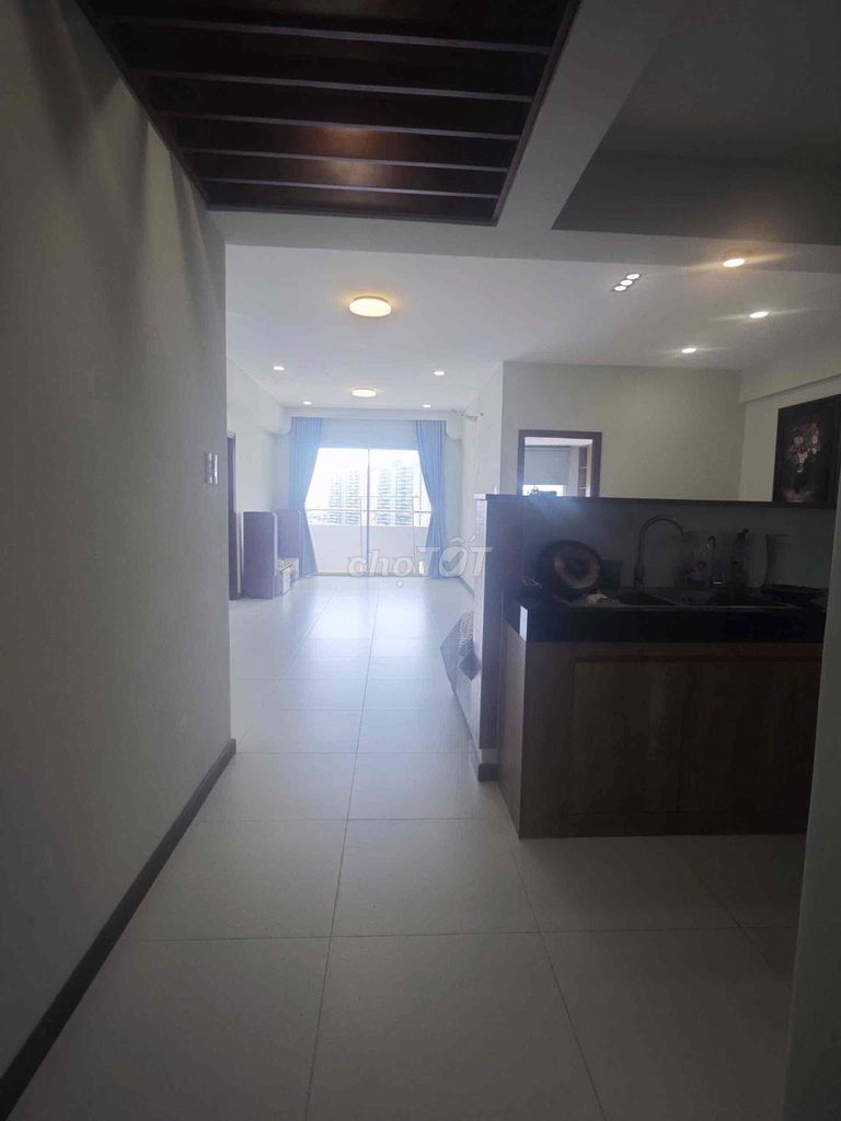 Three bedrooms full of furniture - resco Ba Đình, 8th district - enter immediately