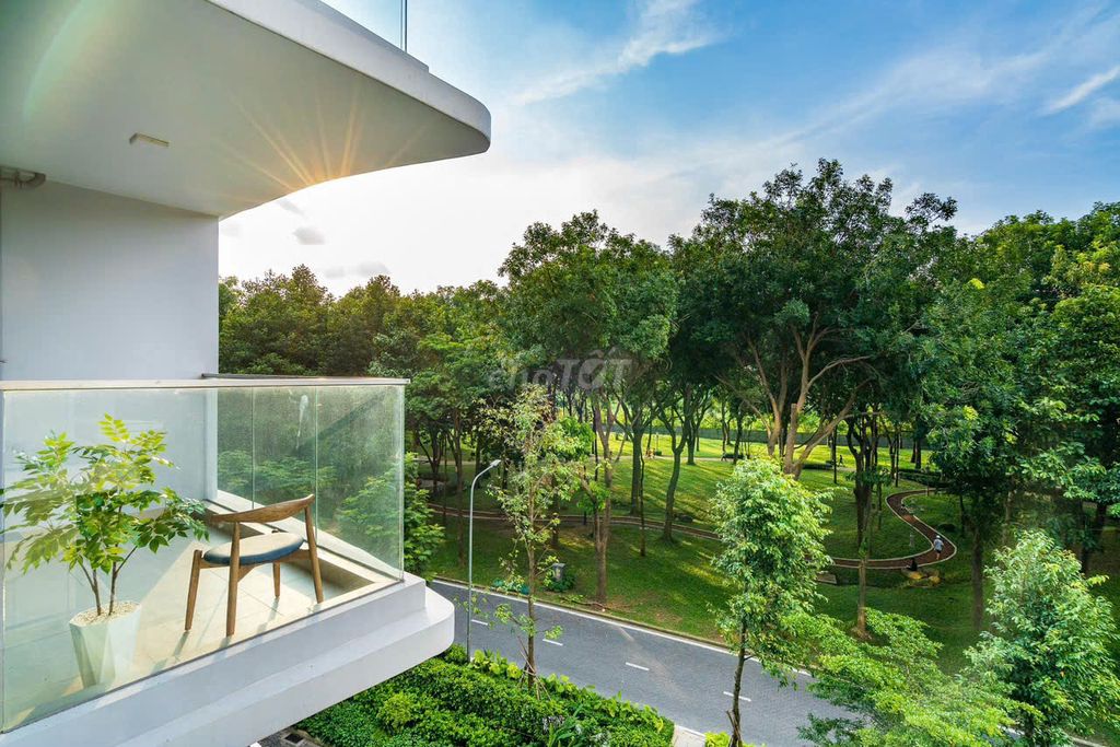 The new house is 100%, Diamond Advanced Area, Celalon City, 3 bedrooms 3 toilets, 121 m2