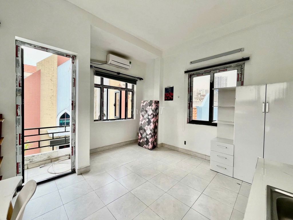 Rent rooms on số 20 Tân Phú. The full-saltem furniture with the balcony.