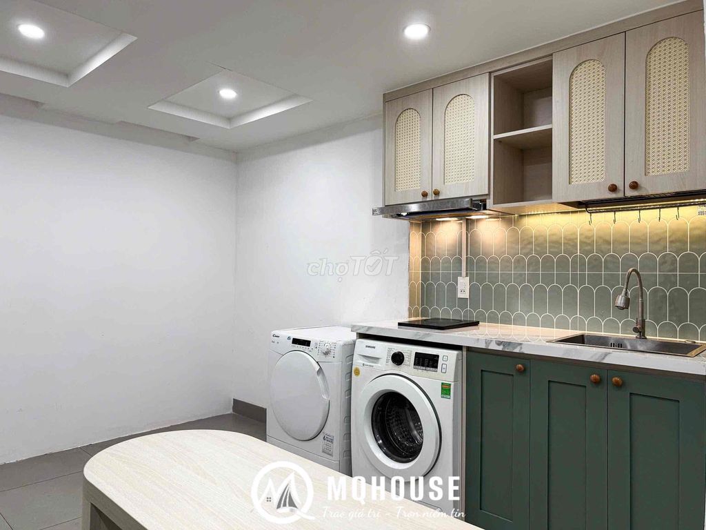 Rent a high-end apartment. One bedroom.