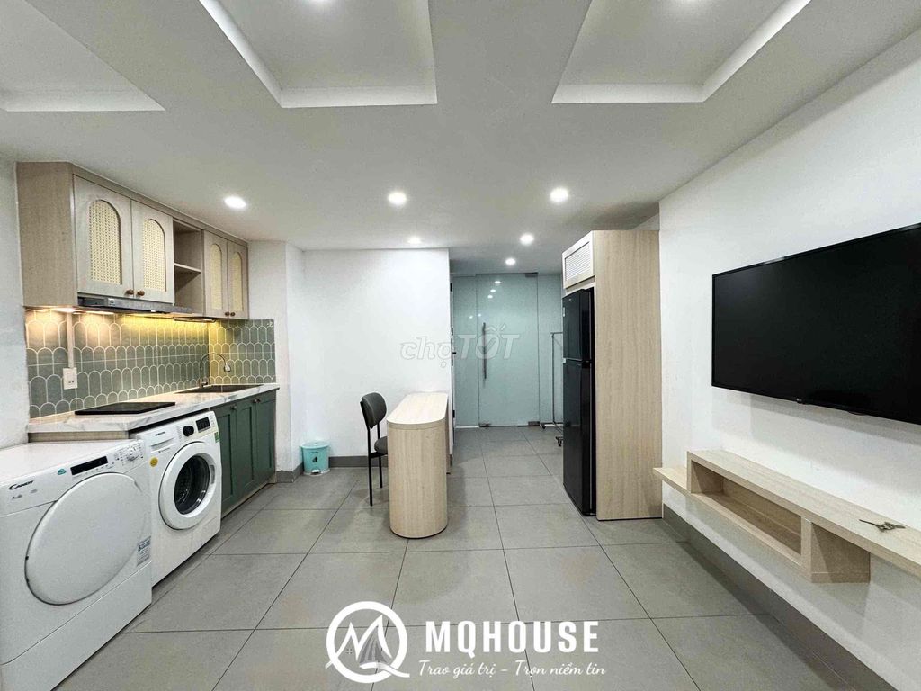 Rent a high-end apartment. One bedroom.