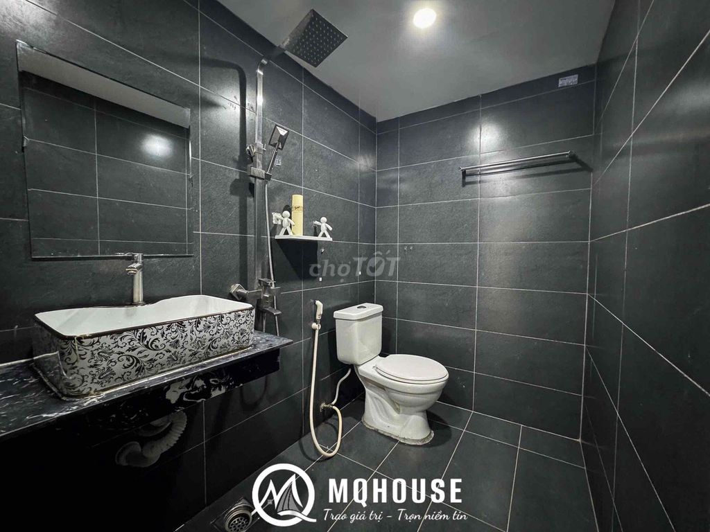Rent a high-end apartment. One bedroom.