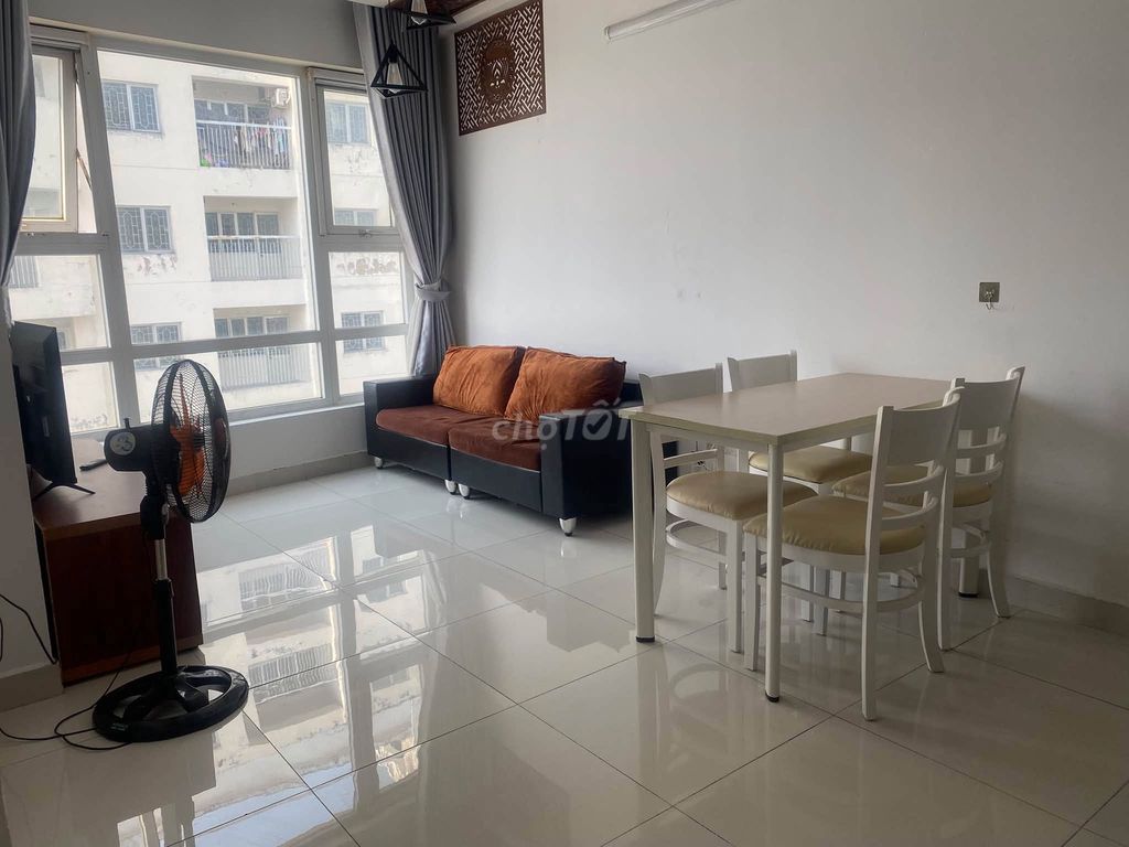 Summer Square apartment, District 6, area: 76 m2 (3 bedrooms - 2 toilets), tall floor, interior