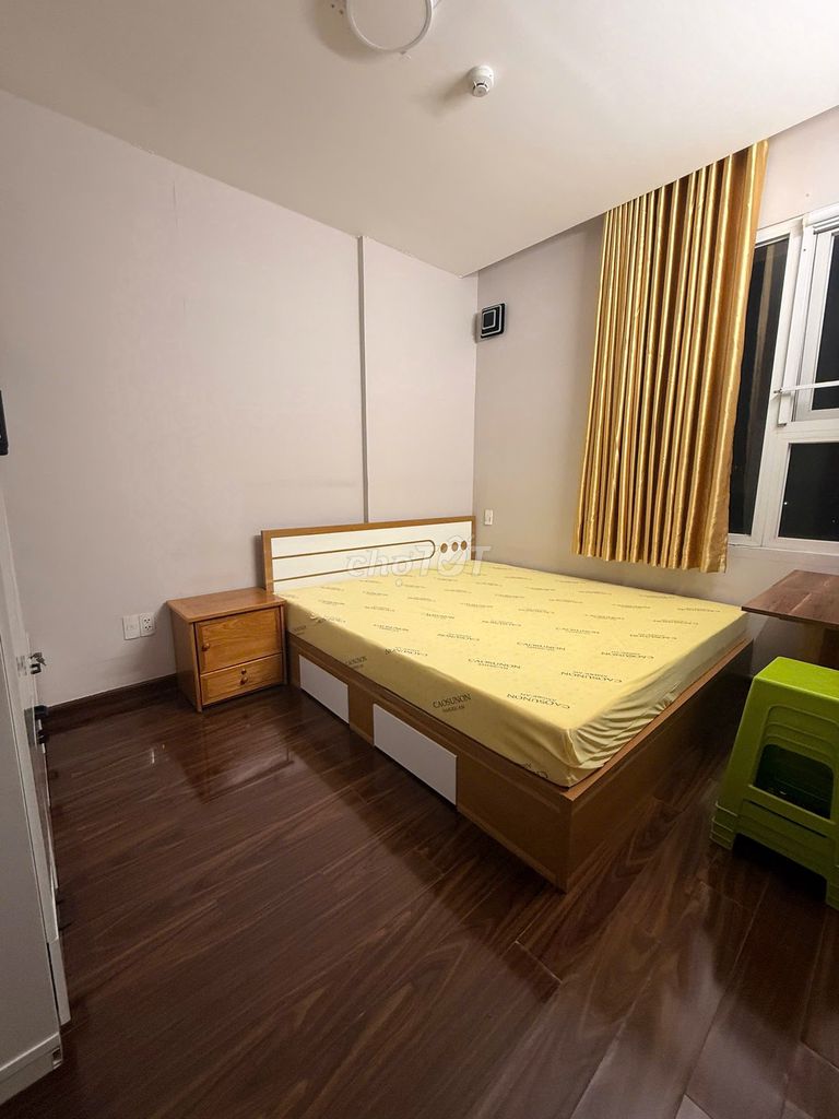 Summer Square apartment, District 6, area: 76 m2 (3 bedrooms - 2 toilets), tall floor, interior