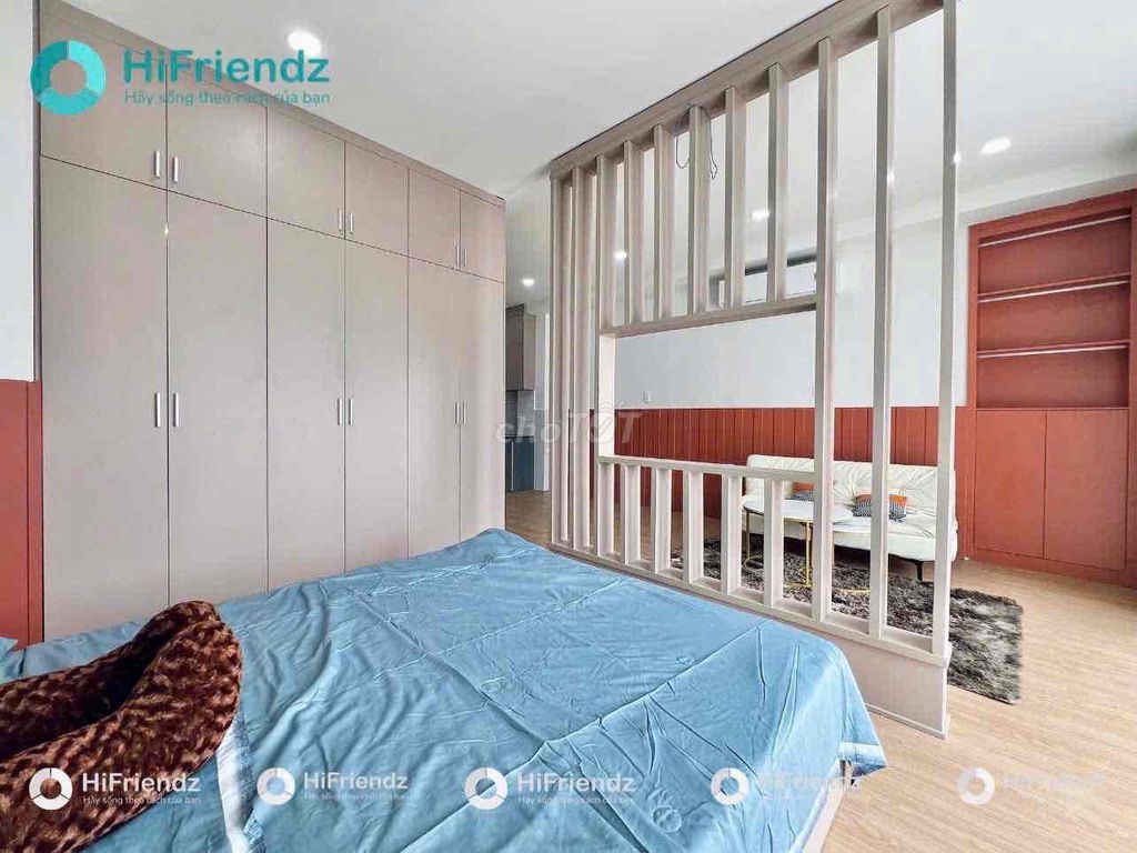 Rent a super-beautiful balcony in Trần Quang Khải County. 1 T10.