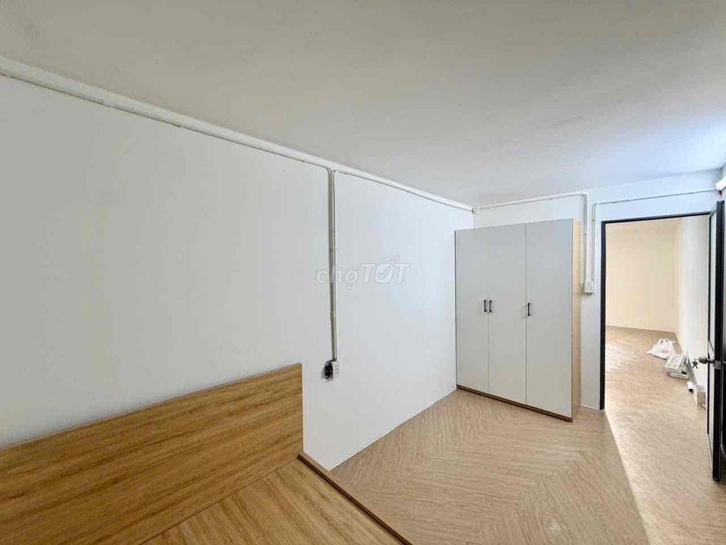 Just finished building two big, bottom-of-the-line rooms.