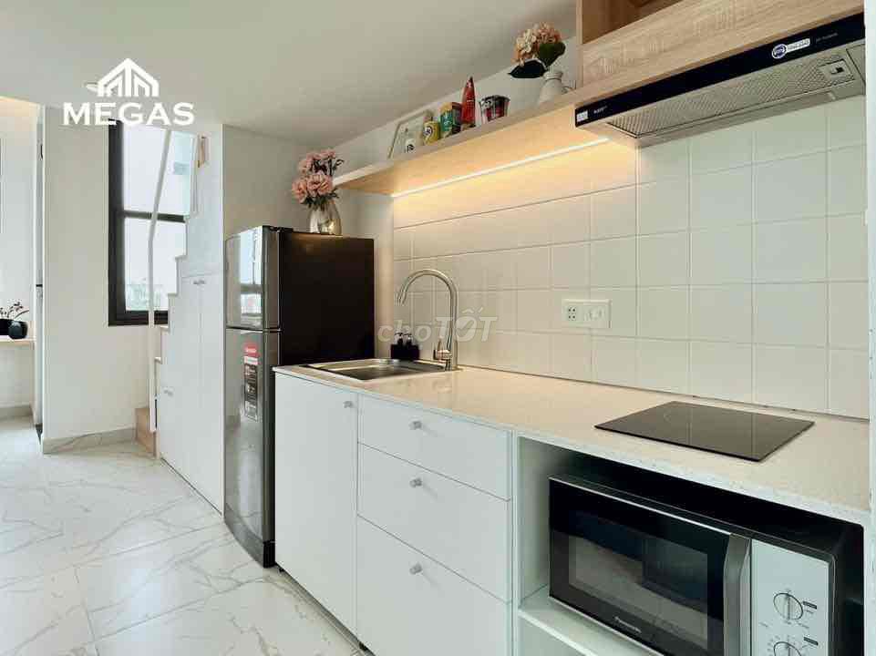 The new apartment is located in Bắc Hải_full of custom latours