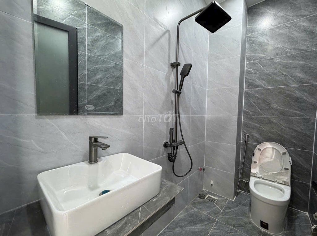 Need to rent an alleyhouse 621/3 A Lũy Bán Bích P.Hòa Thạnh Q.Tân Phú