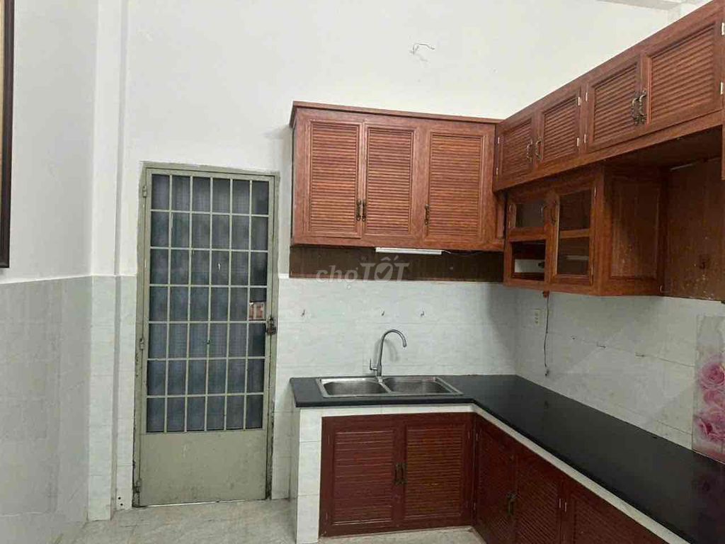 Qq110-7. 9 Gò Vấp, 4 x 15th floor. 2 bedroom 2 toilets, 7000 leather.