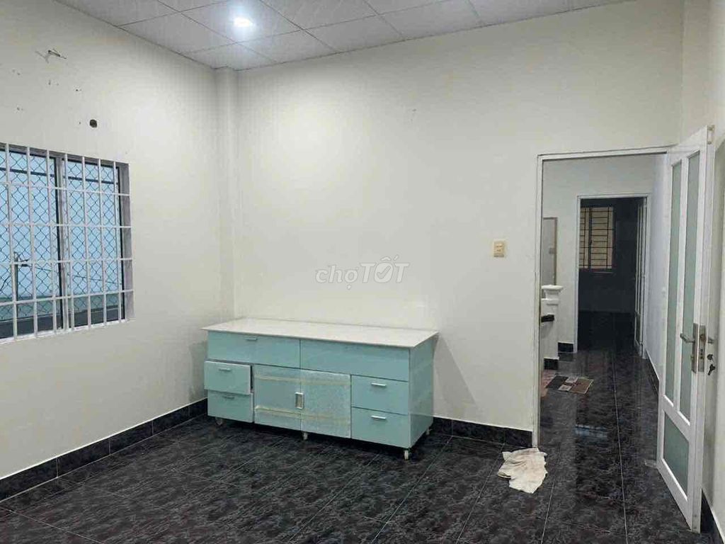 Qq110-7. 9 Gò Vấp, 4 x 15th floor. 2 bedroom 2 toilets, 7000 leather.