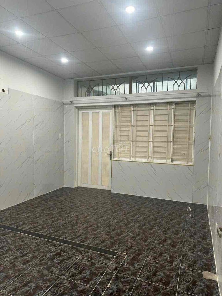 Qq110-7. 9 Gò Vấp, 4 x 15th floor. 2 bedroom 2 toilets, 7000 leather.
