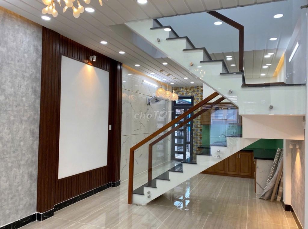 Need to rent a new apartment to the 958-3-A Lạc Long Quân-7-7.