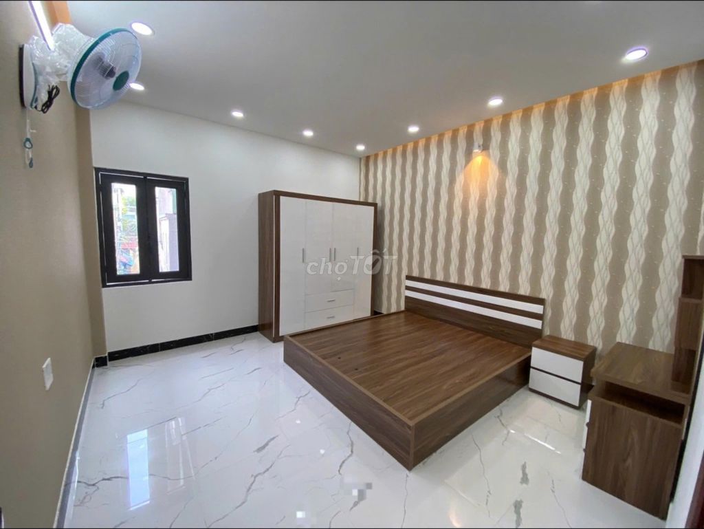 Need to rent a new apartment to the 958-3-A Lạc Long Quân-7-7.