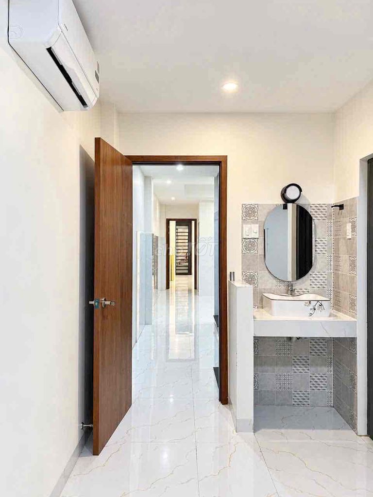 Rent a new house in front of the full Kdc Bình Phú interior.