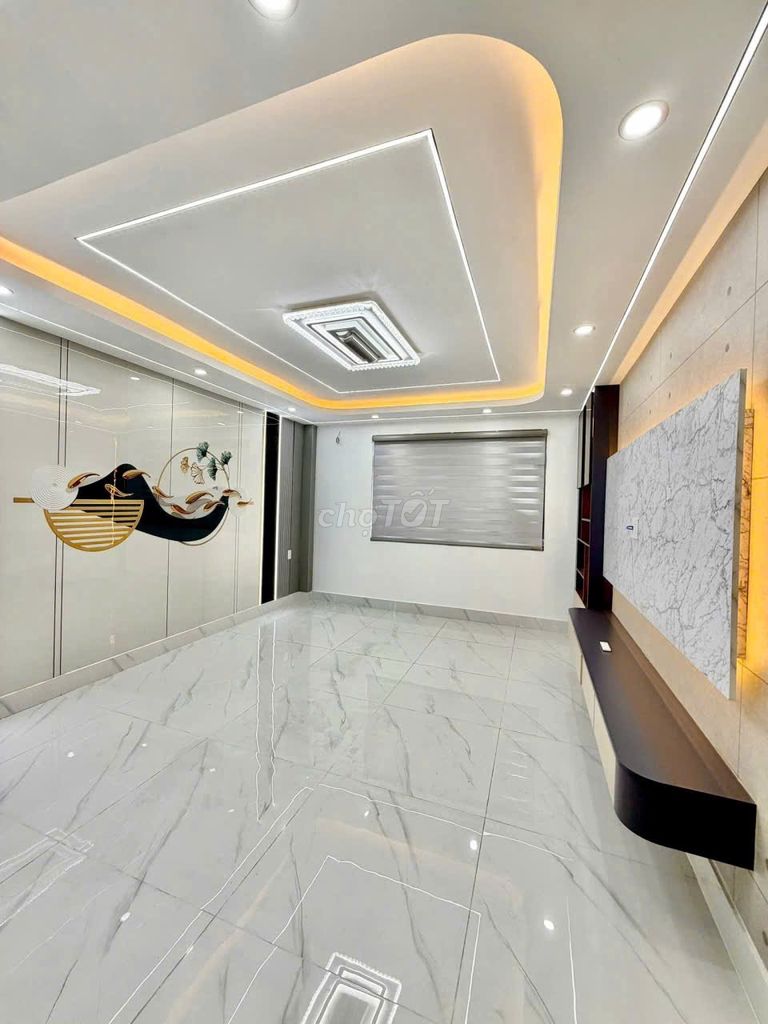 We need to rent a new apartment to the 68/2 carway.