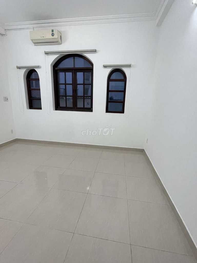 Hall cmt8 2 bedroom 3 toilets