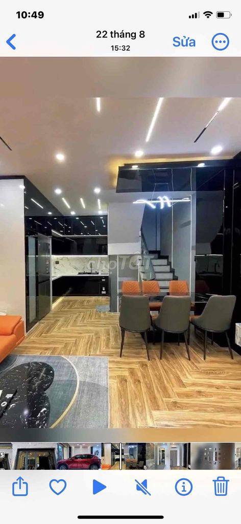 Nice new home, business facilities, open vp, Spa. Rent off the belt,