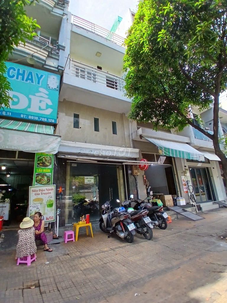 Rent a house for a Lãnh Binh Thăng, 13th District, 11.15 million.