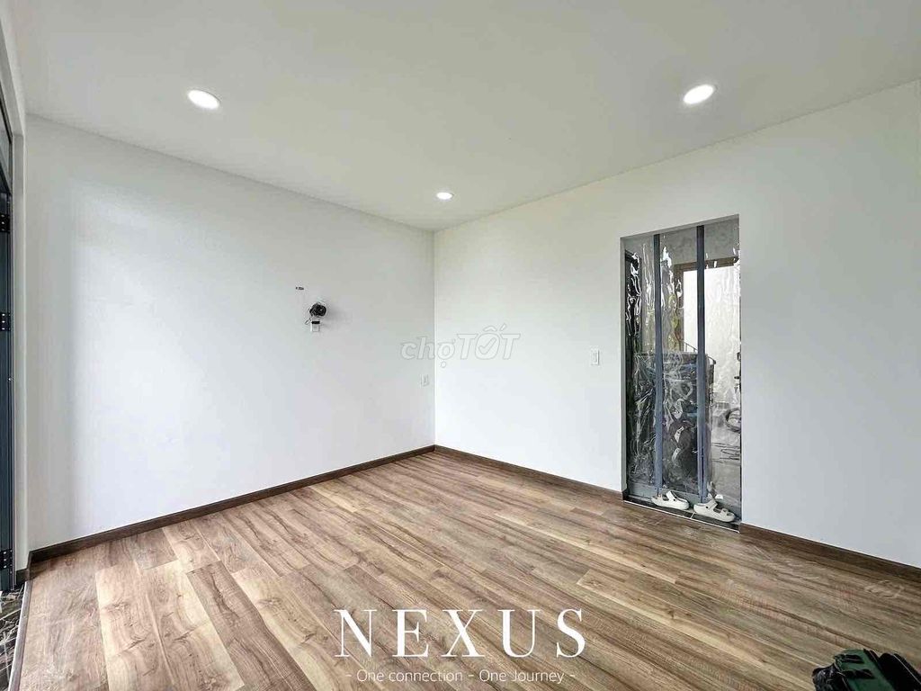 The Banconl studio building is full of its 32 meters wide, Vườn Lài, District 12.