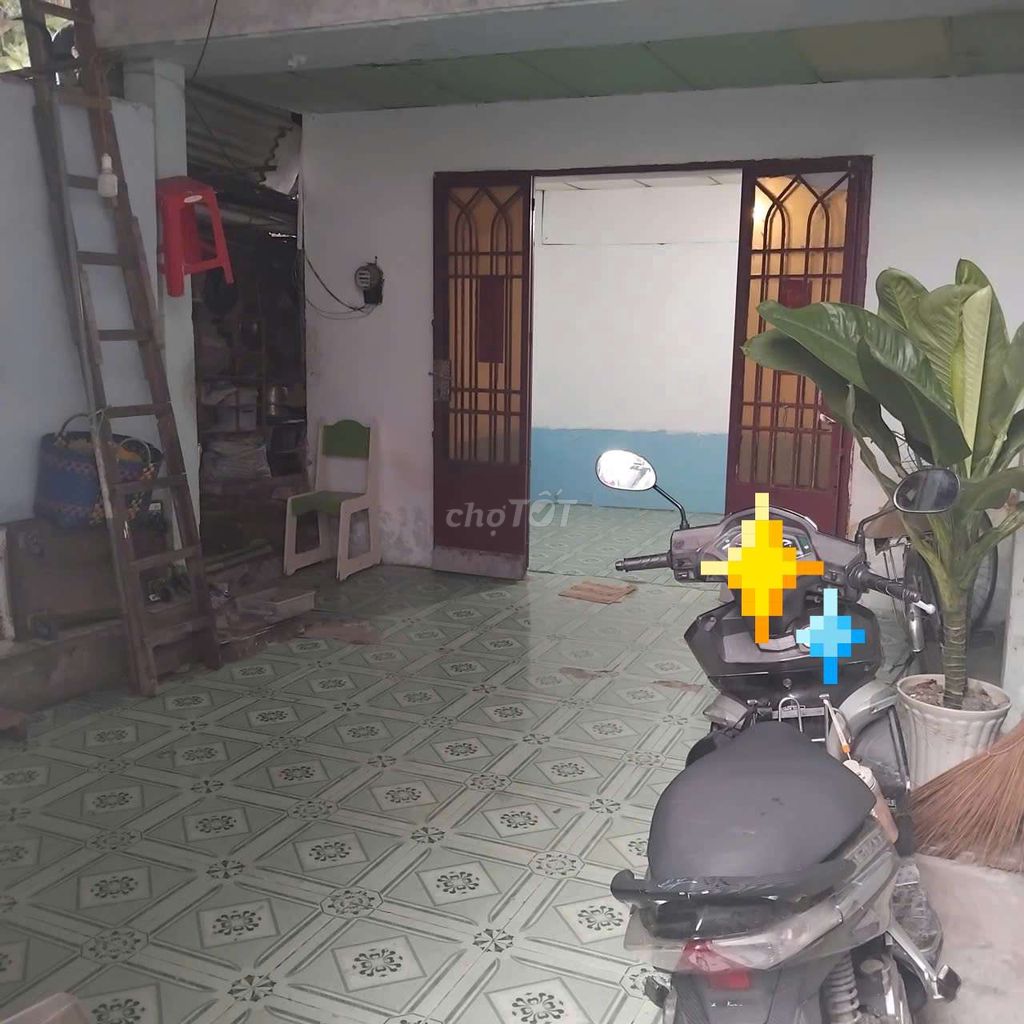 To rent a super cheap house in style.