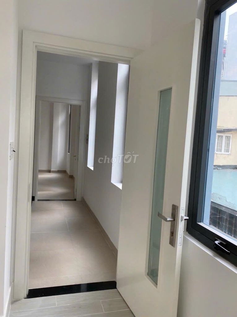 Renting a car alley 8677 Hồ Biểu Chánh, Phú Nhuận - 4 bedroom - 25 million