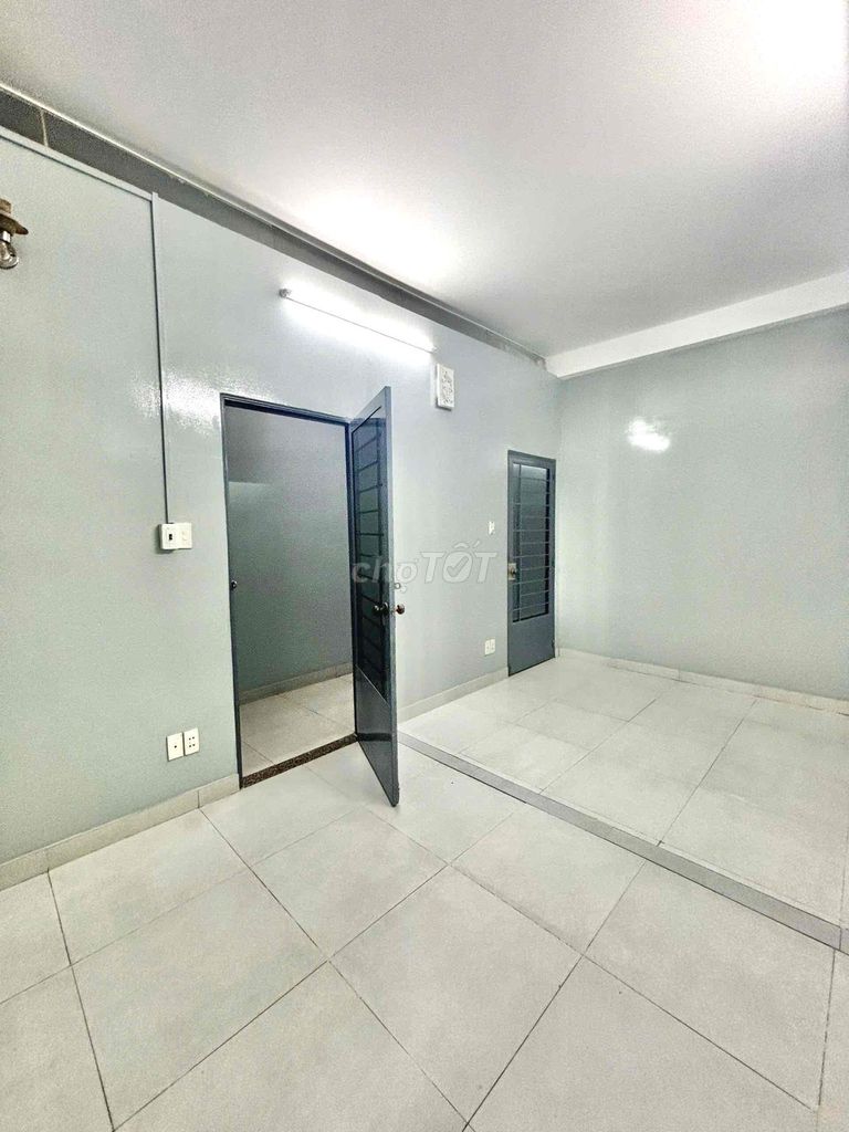 House 4 x25 2 Grand Alley, An Dương Vương Road, District Shield 6, New Funky
