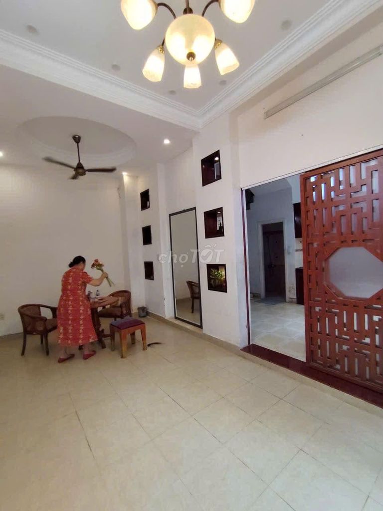 Rent 75 E1 Đặng Dung, District 1 – across 8.5 M - 35 million