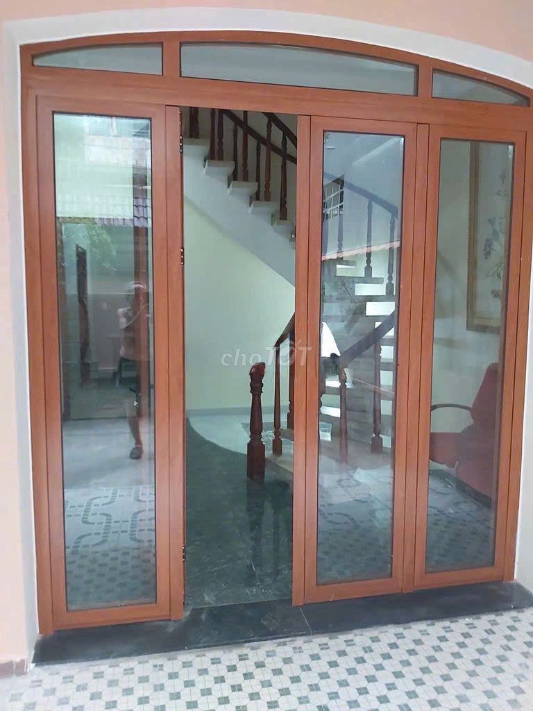 We have 9/24 Thăng Long, Tân Bình-- 160 M2--20 million.