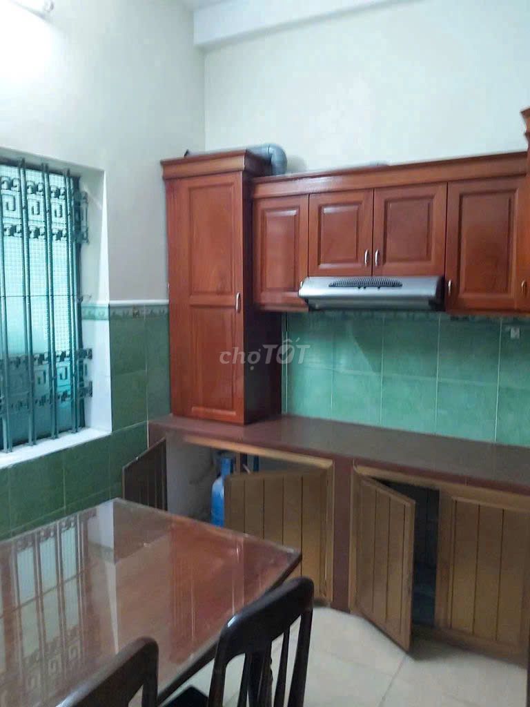 We have 9/24 Thăng Long, Tân Bình-- 160 M2--20 million.
