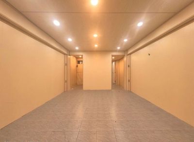 Five bedrooms, four beautiful Japanese toilets, for Trần Quốc Toản.