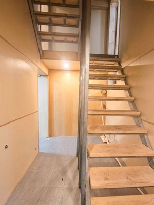 Five bedrooms, four beautiful Japanese toilets, for Trần Quốc Toản.
