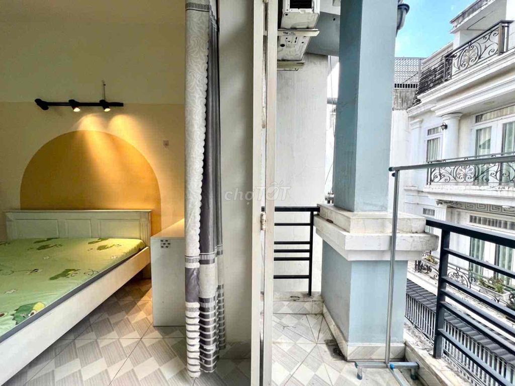 43/10 35th Street, 2nd floor squared is 4.80,000 per-rose